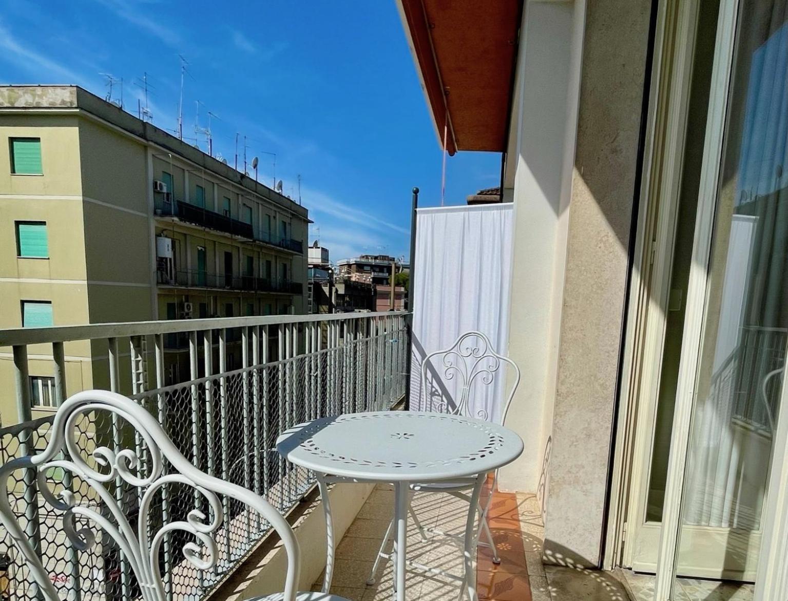 Le Ville Tivoli - Suites, Tivoli City Center! Екстер'єр фото